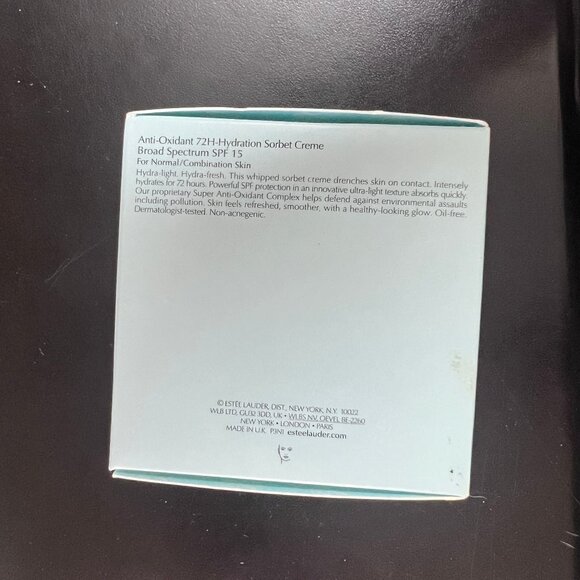 Estee Lauder DayWear Anti-Oxidant 72H-Hydration Sorbet Creme SPF 15 - Picture 2 of 6